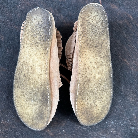 Suede moccasins - women’s size 9 - Picture 5 of 5